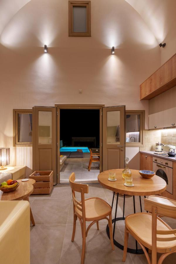 Living Moments Villa Fira  Ngoại thất bức ảnh