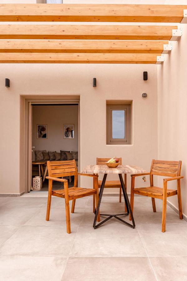 Living Moments Villa Fira  Ngoại thất bức ảnh