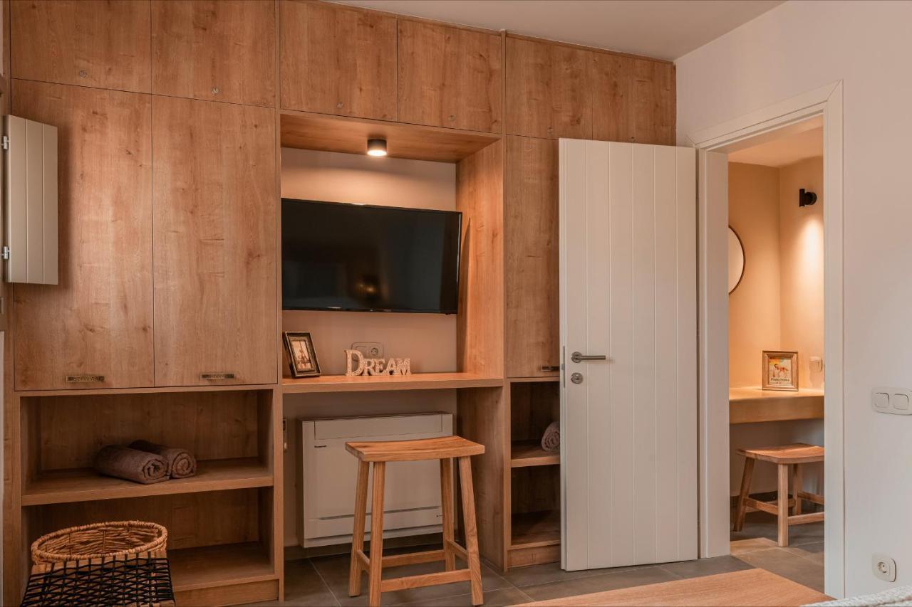 Living Moments Villa Fira  Ngoại thất bức ảnh